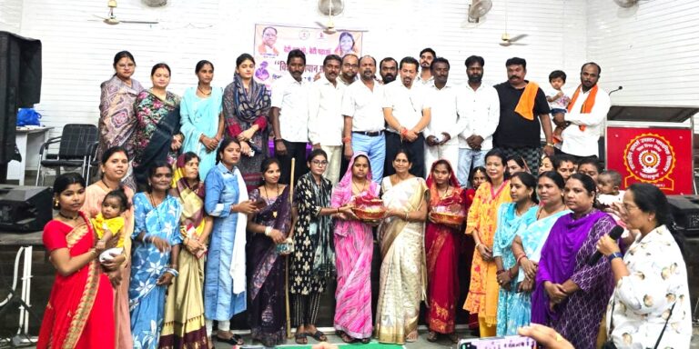 महासमुंद में विश्व स्तनपान सप्ताह पर कार्यक्रम आयोजित स्तनपान से शिशु का सम्पूर्ण विकास संभव : श्री देवी चंद राठी