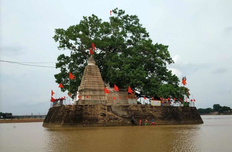 Cg: राजिम मेला को मिलेगा नया रूप: 20 करोड 23 लाख की लागत से विकसित होंगे स्नान घाट, प्लेटफार्म और आरती स्थल