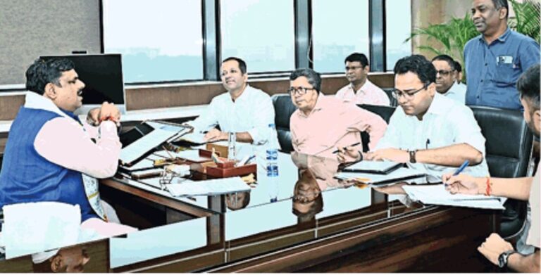 छत्तीसगढ़ में अगले शिक्षा सत्र से पहले ही होगी 5 हजार शिक्षकों की भर्ती, शिक्षा मंत्री ने ली बैठक