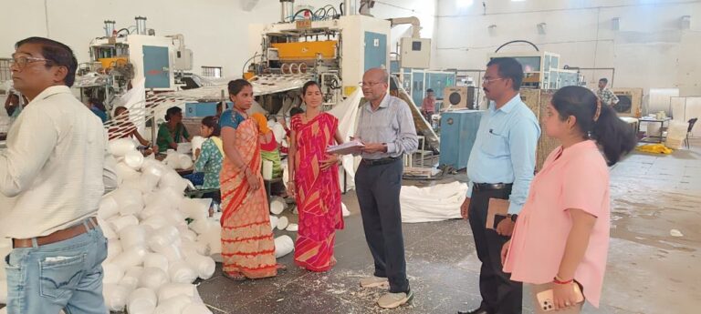 महासमुन्द : निरीक्षण दल को फैक्ट्री में प्रवेश से रोका, प्रबंधन पर शासकीय कार्य में बाधा का मामला दर्ज कर नोटिस जारी