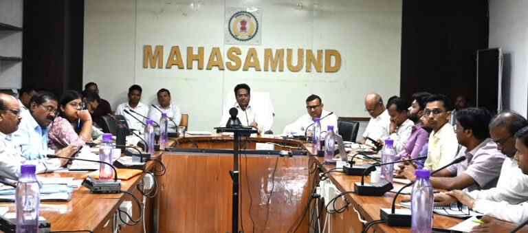 समय-सीमा की बैठक में कृषि केंद्रों में औचक निरीक्षण करने के निर्देश सभी अनुविभागीय अधिकारी स्कूल, आंगनवाड़ी केन्द्रों का सतत निरीक्षण करें – श्री नंदनवार