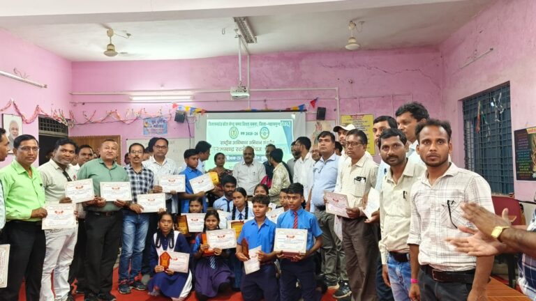 राष्ट्रीय आविष्कार अभियान अंतर्गत विकासखंड स्तरीय गणित एवं विज्ञान क्विज प्रतियोगिता बसना में संपन्न विकासखंड बसना के 30 संकुलों से 130 विद्यार्थियों ने लिया उत्साहपूर्ण हिस्सा 