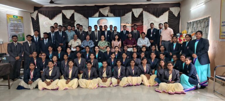 सरायपाली के प्रतिभा कॉलेज ऑफ एजुकेशन व रामचंडी महाविद्यालय में आयोजित राष्ट्रीय संगोष्ठी में गूंजे विद्वानों के विचार — शिक्षा, समाज और संस्कृति के बीच सेतु निर्माण पर हुआ गहन विचार-विमर्श”