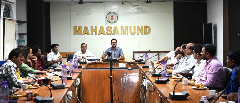 महासमुंद जिले में 26 औषधि प्रतिष्ठानों पर की गई कार्रवाई, 12 औषधि प्रतिष्ठानों की अनुज्ञप्ति निलंबित