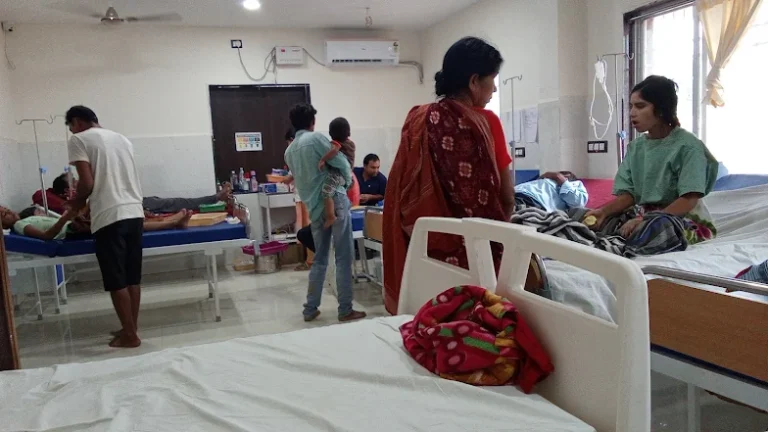 CG बसना : आयुष्मान योजना के नाम पर ठगी, लेकिन भंवरपुर श्याम हॉस्पिटल ने बचाई मरीज की जेब और जान