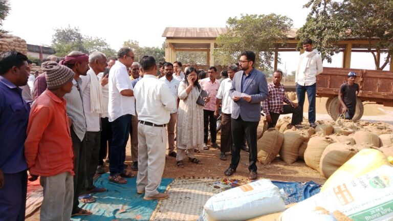महासमुंद जिले के 155 केन्द्रों में 2 लाख 5 हजार 453 क्विंटल धान की खरीदी वहीं राज्य में सर्वाधिक 51 प्रकरणों में 5071 क्विंटल धान जप्त