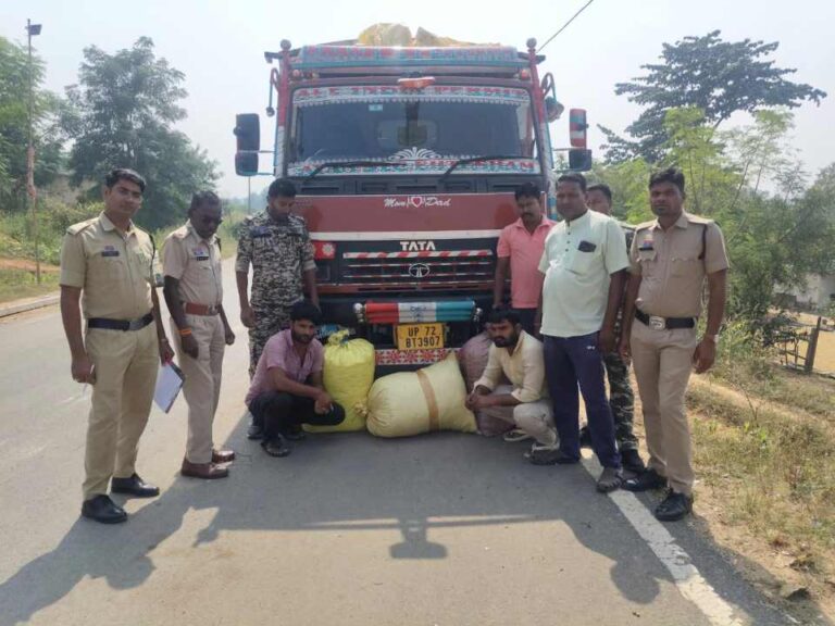 ओड़िशा से उत्तर प्रदेश ले जा रहा था 60 किलो गांजा: बसना में एएनटीएफ और पुलिस की संयुक्त बड़ी कार्रवाई, दो अंतरराज्यीय तस्कर गिरफ्तार