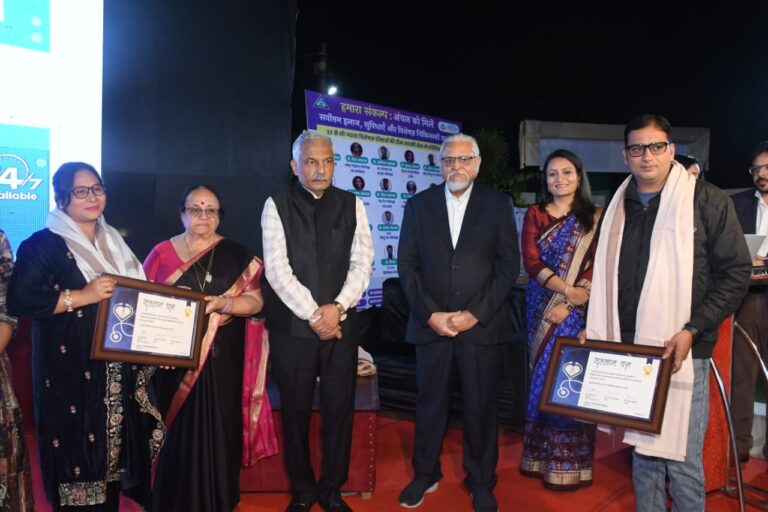 बसना चिकित्सा के क्षेत्र में विशिष्ट योगदान के लिए डॉ.अनुपा एवं डॉ.आशीष दास सम्मानित