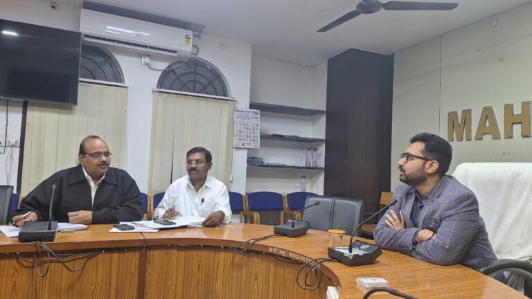 महासमुंद/लोकसभा स्तरीय सांसद खेल महोत्सव 2025 महासमुंद में 24 एवं 25 दिसम्बर को आयोजन की तैयारियों को लेकर कलेक्टर ने ली बैठक, अधिकारियों को दिए आवश्यक निर्देश