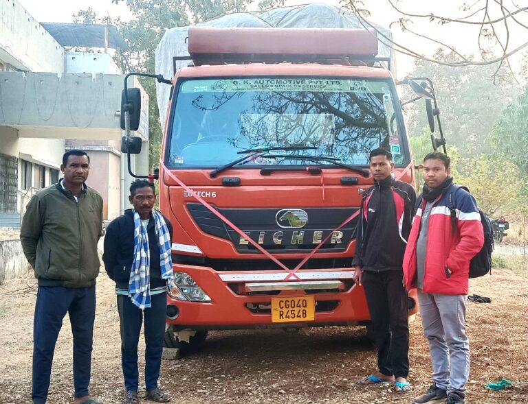 बागबाहरा अवैध धान परिवहन पर कार्रवाई, कुल 1020 कट्टा धान जब्त