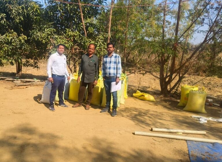 बसना/अवैध धान भंडारण पर कार्रवाई, कुल 1350 कट्टा धान जप्त