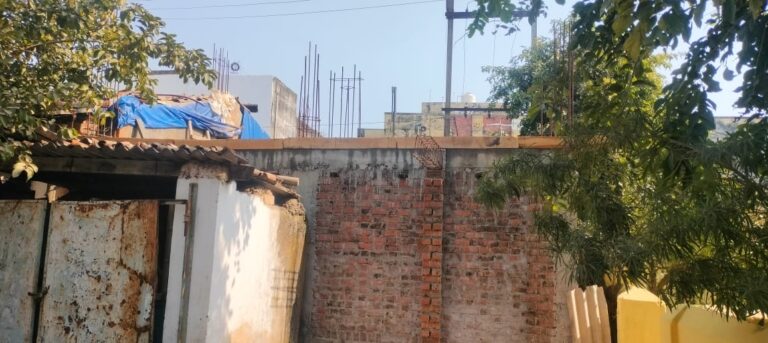 सरायपाली/स्थगन आदेश की अवहेलना, सरायपाली में शासकीय उप अभियंता पर अवैध निर्माण जारी रखने के आरोप