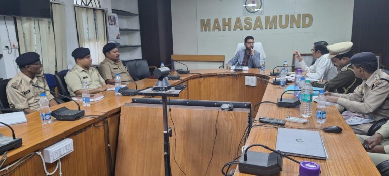 महासमुंद! शराब से सरकारी खजाना  बढ़ाना चाहता है सरकार टारगेट पूरा करने सख्त निर्देश —महुवा शराब होटल-ढाबों और चखना सेंटरों पर होगी कार्रवाई कितना करोड़ है लक्ष्य पढ़े पूरी खबर