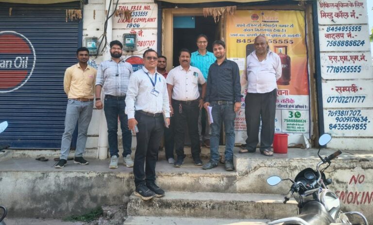 महासमुंद/खाद्य विभाग द्वारा व्यवसायिक प्रतिष्ठानों में दबिश होटलों एवं एजेंसी में घरेलू सिलेंडर जप्त किए गए