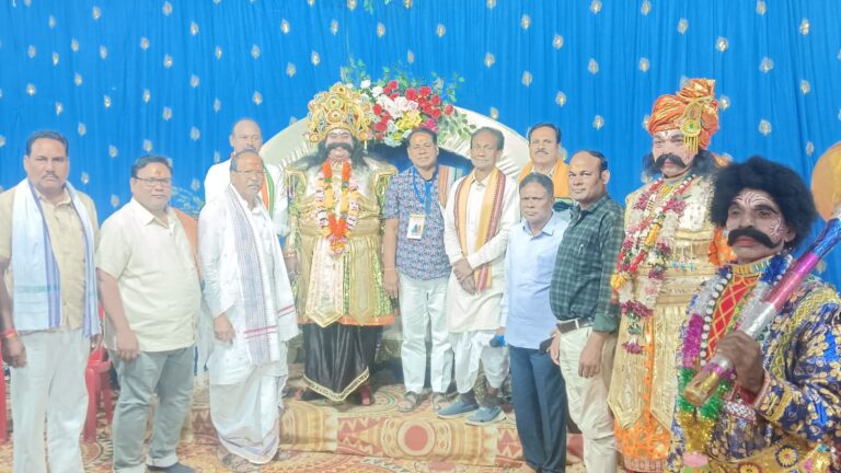 बसना/श्री रणेश्वर मंदिर प्राण प्रतिष्ठा समारोह कलश अधिवास के साथ भव्य शुभारंभ