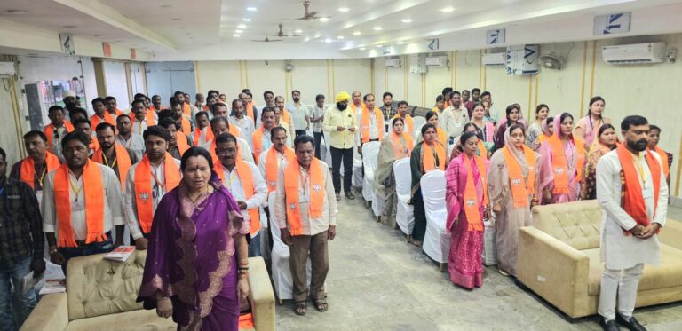 सरायपाली/ पं दीनदयाल उपाध्याय प्रशिक्षण महाभियान 2026 मंडल प्रशिक्षण वर्ग 28- 29 मार्च को सिमरन पैलेस सरायपाली में सम्पन्न हुआ।