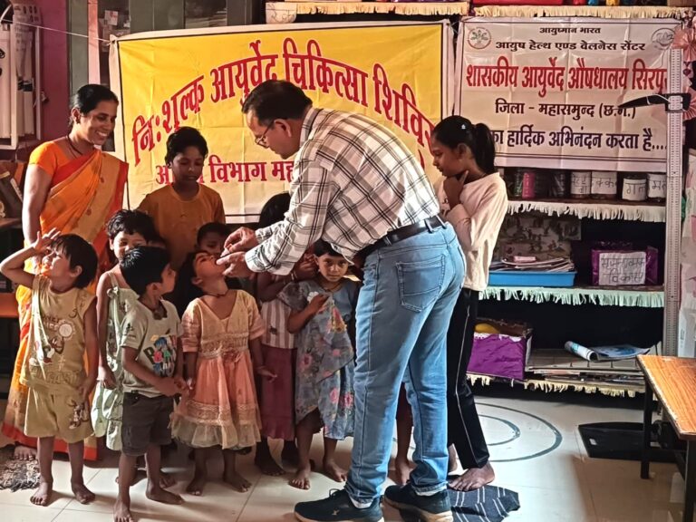 महासमुंद/पोषण पखवाड़ा में आयुष विभाग की पहल: माँ और बच्चों के बेहतर स्वास्थ्य के लिए जागरूकता अभियान तेज