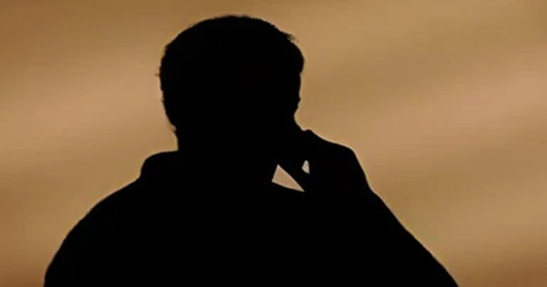 महासमुंद मेडिकल कॉलेज में खूनी झड़प: पूर्व क्लास रिप्रेजेंटेटिव को सरेराह पीटा, कट्टे से उड़ाने की धमकी