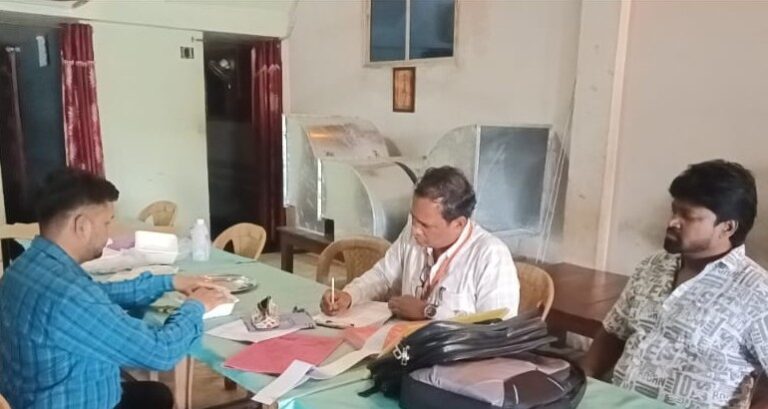 महासमुंद खाद्य सुरक्षा विभाग द्वारा पिथौरा एवं बागबाहरा में किया औचक निरीक्षण खाद्य पदार्थों की गुणवत्ता एवं स्वच्छता को लेकर आवश्यक सावधानियां बरतने के दिए निर्देश